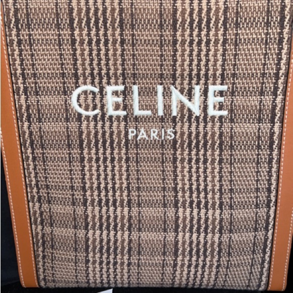 👜 CELINE Brown Tweed Vertical Handbag! ❤️💋 - Picture 3 of 9